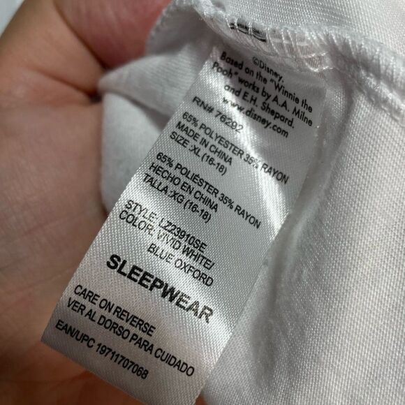 5 for $25🔥Disney 100 Acre Wood Winnie The Pooh Tank Top XL (16-18) - Picture 5 of 6